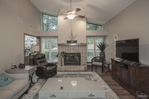 9713 Creek Bridge Cir, Pensacola, FL 32514