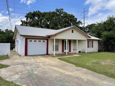 6519 E Shore Dr, Pensacola, FL 32505