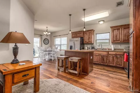 1004 Bretts Way, Cantonment, FL 32533