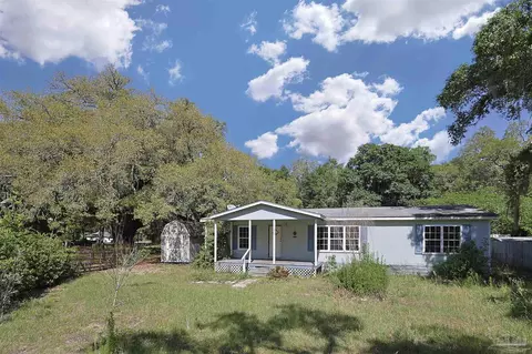 6925 Cobb Rd, Milton, FL 32583