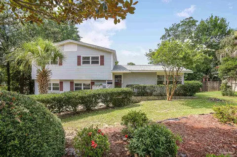 2005 Semur Rd, Pensacola, FL 32503
