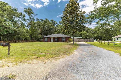 3010 Apache Dr, Pace, FL 32571 photo 2