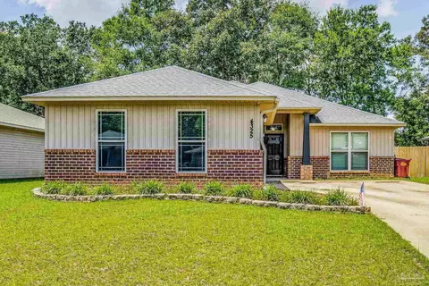 4325 Village Oak Ln, Pace, FL 32571
