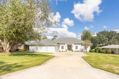 8840 Thunderbird Dr, Pensacola, FL 32514