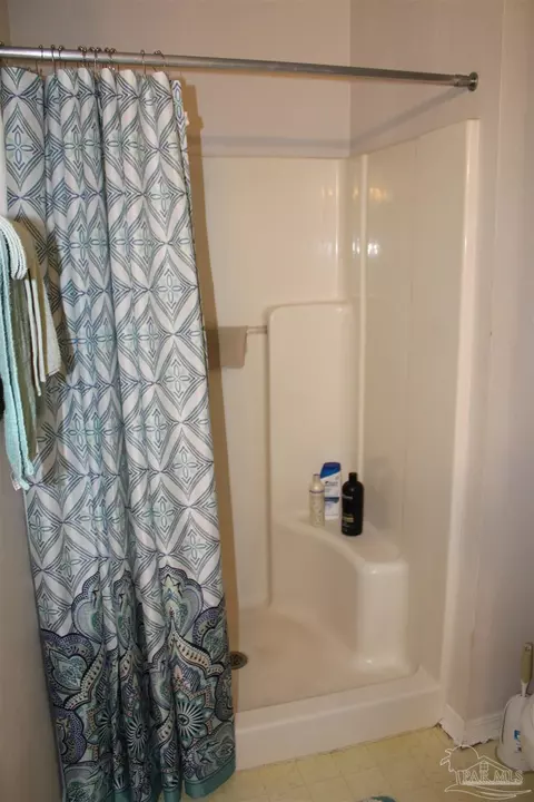 5122 Dickens Ct, Pace, FL 32571 photo 13