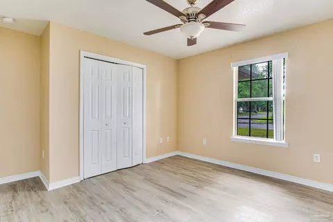 6012 Queen St, Milton, FL 32570 photo 19