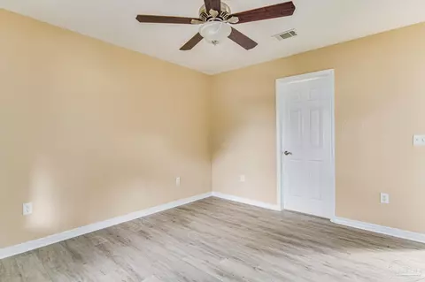6012 Queen St, Milton, FL 32570 photo 17