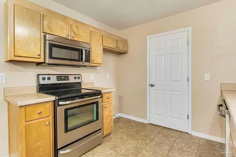 6012 Queen St, Milton, FL 32570 photo 13