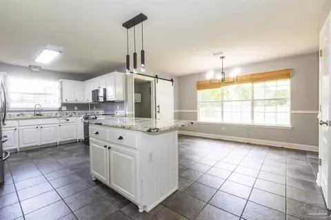5950 Jameson Cr, Pace, FL 32571 photo 6