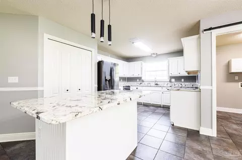 5950 Jameson Cr, Pace, FL 32571 photo 5