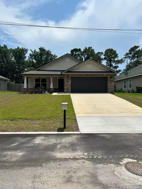 3307 Duke Dr, Gulf Breeze, FL 32563