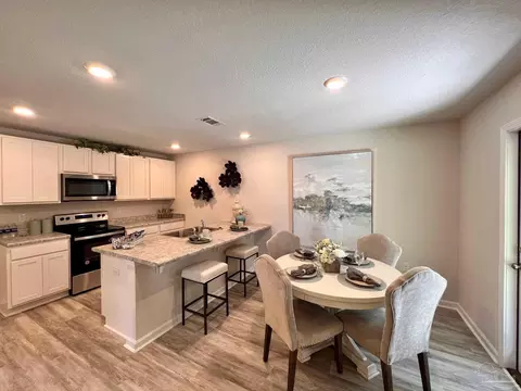 1739 Paisleigh Dr, Pensacola, FL 32534