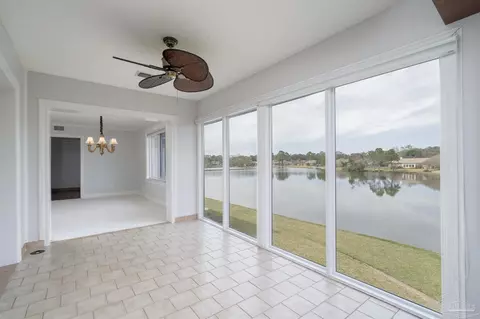 333 S 61st Ave #10, Pensacola, FL 32506