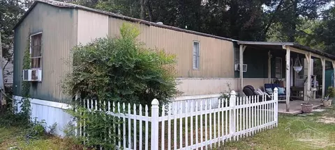 5720 Ridge Ave, Milton, FL 32583