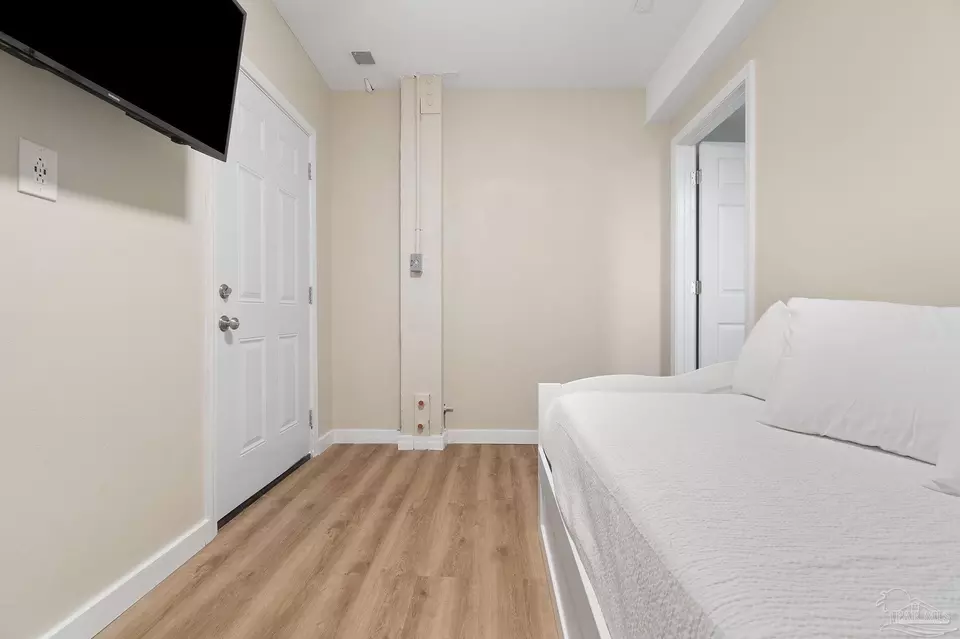  1206 Panferio Dr, Pensacola Beach, FL 32561 photo 28
