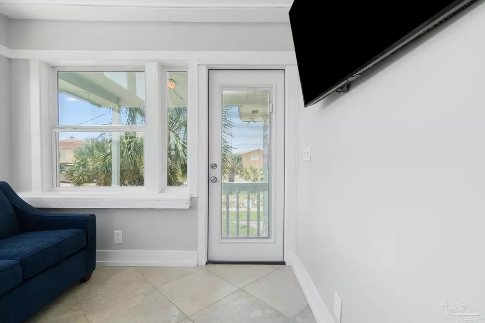  1206 Panferio Dr, Pensacola Beach, FL 32561 photo 5
