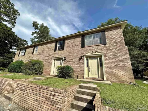 1335 Foxborough Dr Apt 1329 1331 1333 1335 #1329, 1331, 1333, 1335, Pensacola, FL 32514