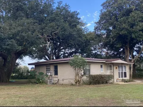703 S Madison Dr, Pensacola, FL 32505