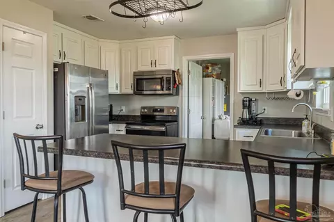 2102 Lewis Rd, Milton, FL 32570 photo 11