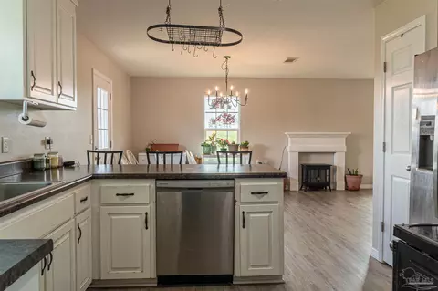 2102 Lewis Rd, Milton, FL 32570 photo 12