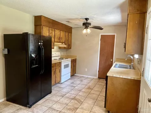 4316 Avenida San Marcus, Pace, FL 32571 photo 5