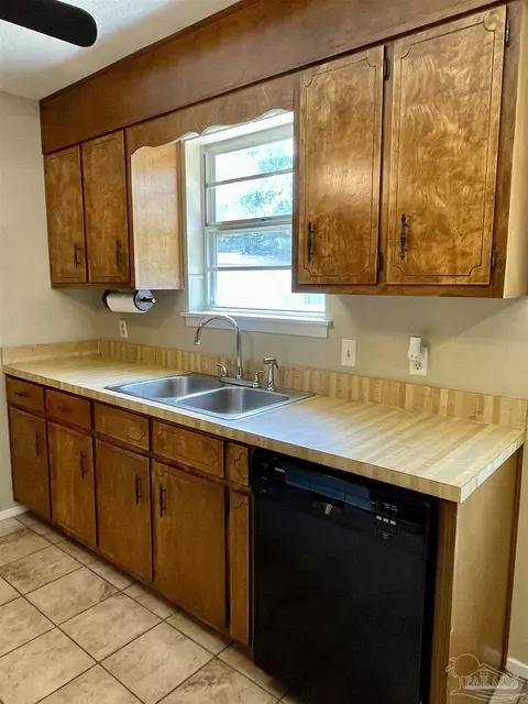 4316 Avenida San Marcus, Pace, FL 32571 photo 7