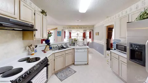 5946 Herlong Dr, Milton, FL 32570 photo 5