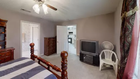 5946 Herlong Dr, Milton, FL 32570 photo 9