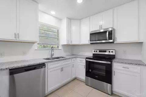 4505 Brian St, Pace, FL 32571 photo 9
