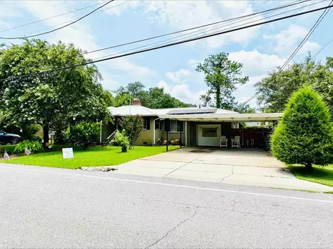 519 S 2nd St, Pensacola, FL 32507