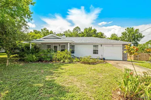 3613 Burton Cir, Navarre, FL 32566