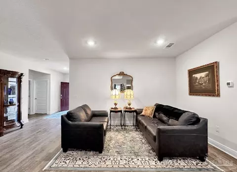 8032 Twin Cedar Dr, Milton, FL 32583 photo 8