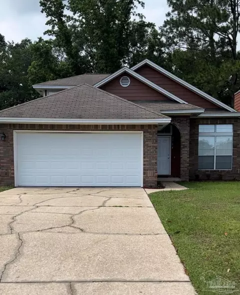 2784 Cottonwood Ln, Pensacola, FL 32514