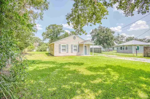 25 Bertram St, Pensacola, FL 32506