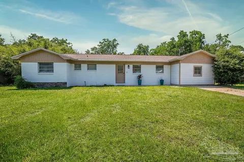 1133 Redwood Ln, Gulf Breeze, FL 32563