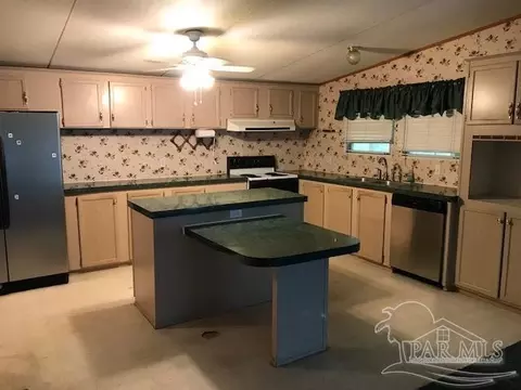 1590 Bell Creek Rd, Jay, FL 32565 photo 5