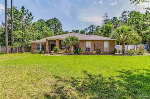 5605 Michael Dr, Milton, FL 32583