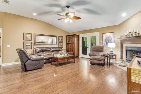 5605 Michael Dr, Milton, FL 32583 photo 12