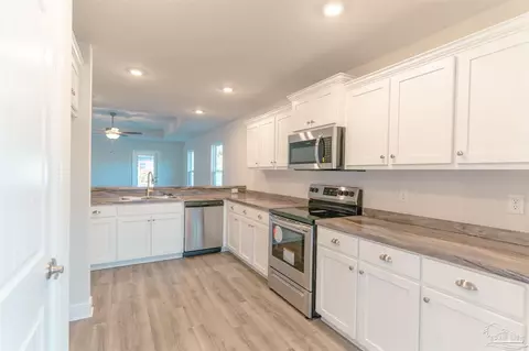 1755 Leigh Loop #19E, Cantonment, FL 32533 photo 3