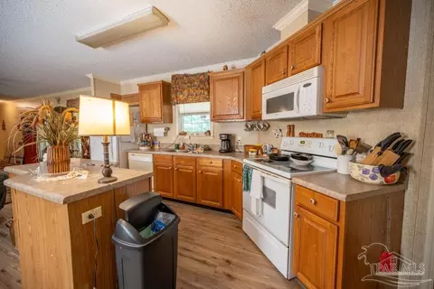 7104 Wallace Dr, Pace, FL 32571 photo 11