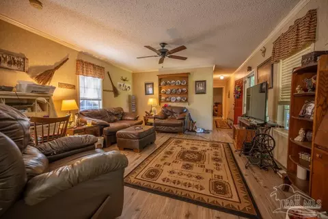 7104 Wallace Dr, Pace, FL 32571 photo 7