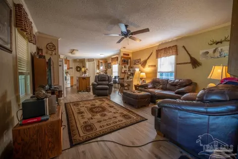 7104 Wallace Dr, Pace, FL 32571 photo 8