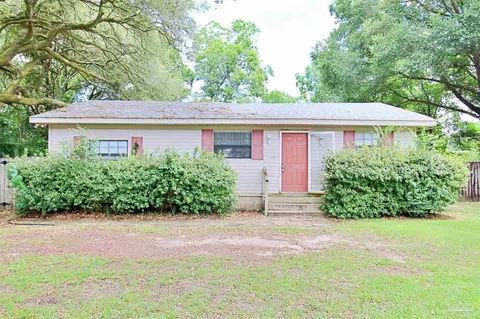 2716 Eureka Ln, Pensacola, FL 32526