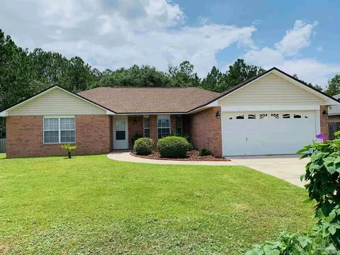 8048 Mark Ct, Pensacola, FL 32506