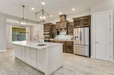 6021 Lancaster Ct, Pace, FL 32571 photo 8