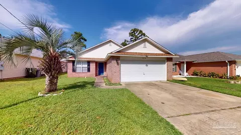 616 Reservation Ave, Pensacola, FL 32507