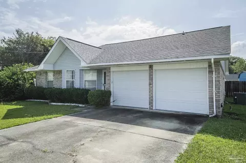 752 Cricket Cir, Cantonment, FL 32533 photo 2