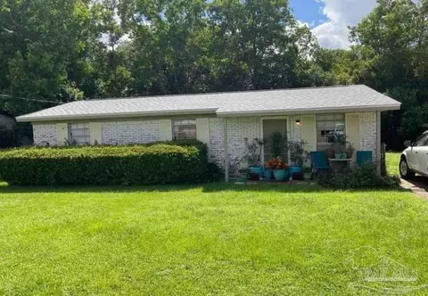 Undisclosed, Pensacola, FL 32526