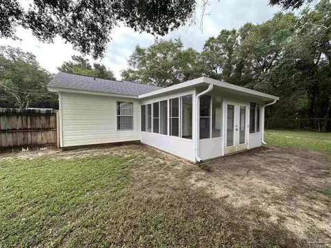 4233 Tomahawk Trl, Milton, FL 32583 photo 8