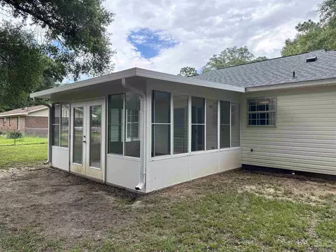 4233 Tomahawk Trl, Milton, FL 32583 photo 6